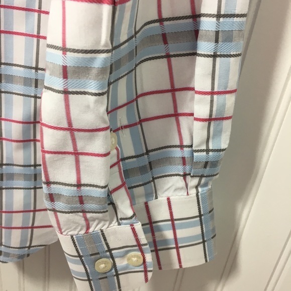Perry Ellis Plaid Button down shirt - Picture 4 of 6